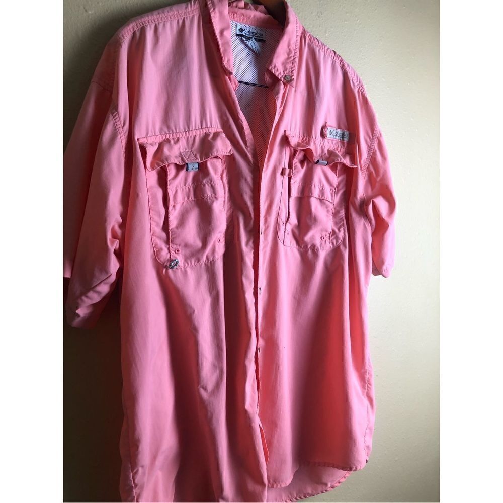 Columbia Sportwear Company Men’s Coral  Short Sleeve Vented Shirt Button Front P